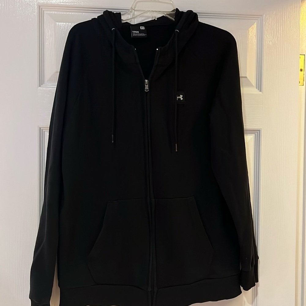 Men’s Under Armour zip up hoodie